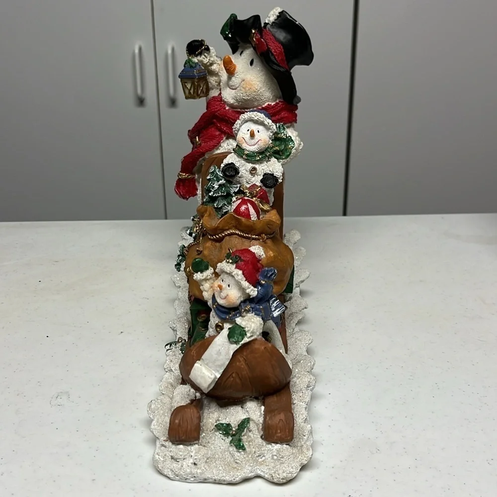 Snowmen in the Snow Figure